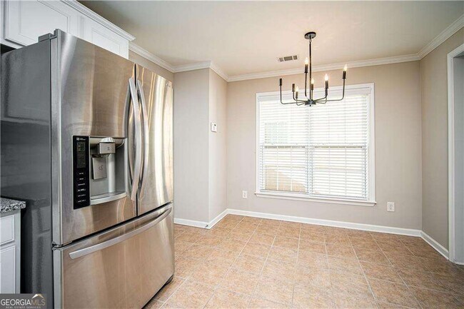 Building Photo - 265 Balaban Cir