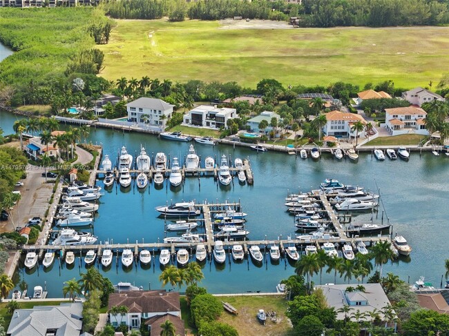 Building Photo - 13643 Deering Bay Dr