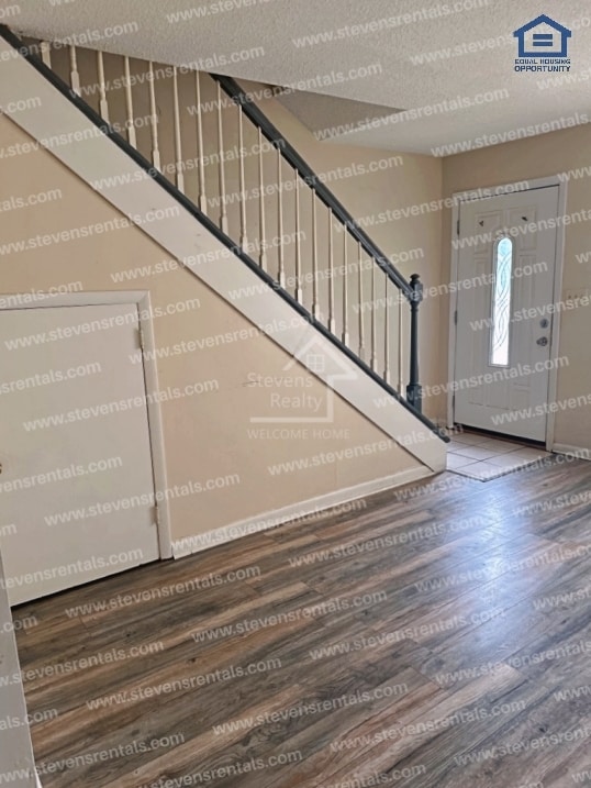 Building Photo - 4131 Wilkesview Dr