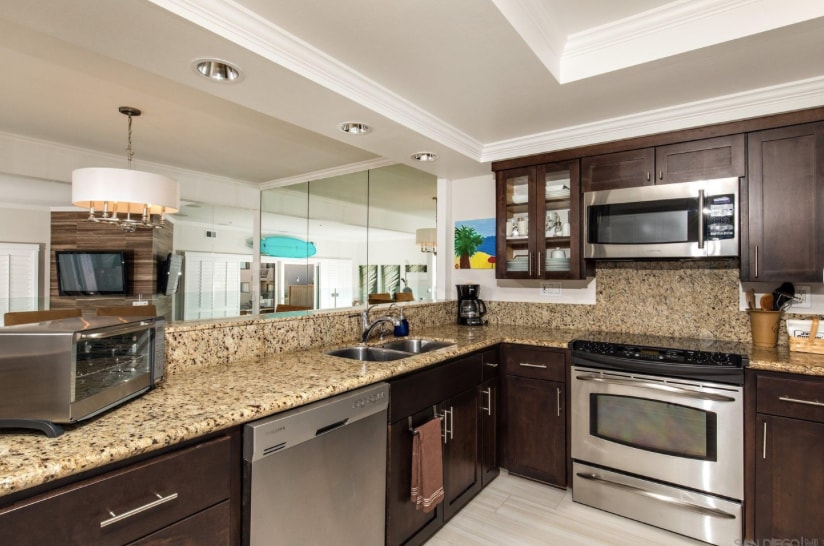 Building Photo - 763 Pacific Surf Dr