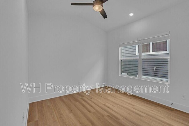 Building Photo - 3820 Tigerbelle Dr