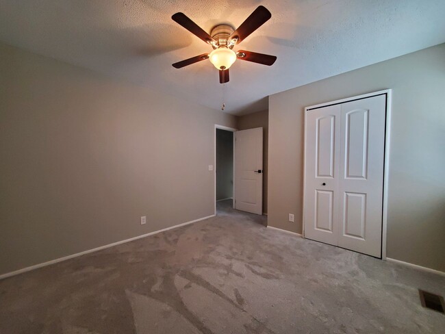 Building Photo - 3 Bedroom 2 Bath Home in Tamarack Hills of Springboro