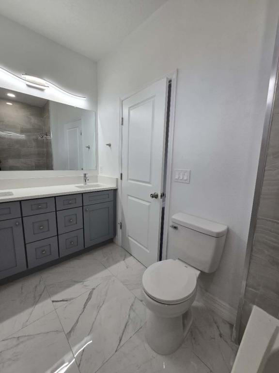 Building Photo - 4472 S Lake Orlando Pkwy