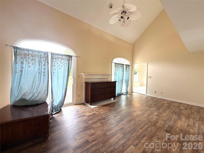 Building Photo - 118 Sunfish Dr