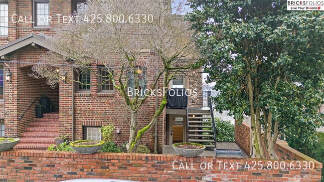 Building Photo - 2022 Taylor Ave N