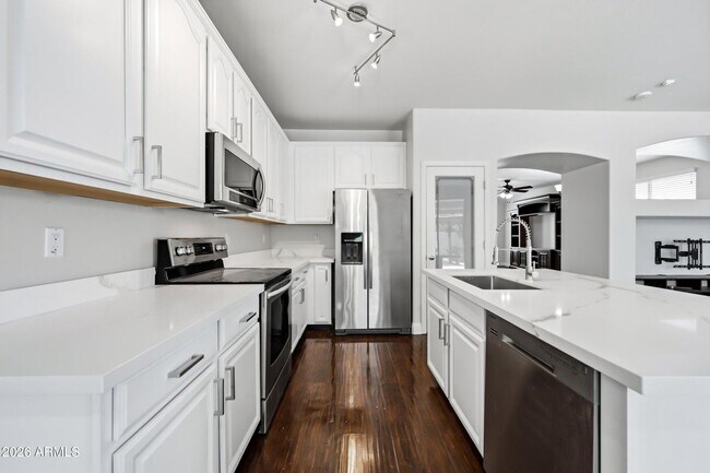 Building Photo - 34634 N Appaloosa Way
