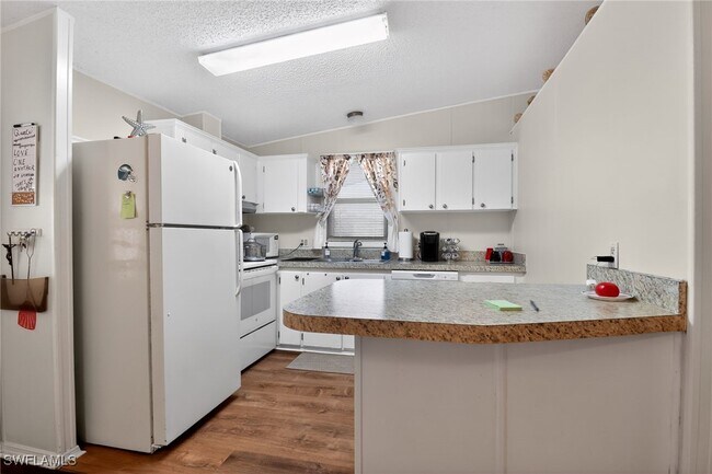 Building Photo - 183 Oceans Blvd