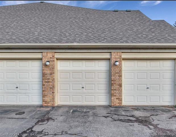 Building Photo - 24026 Wedgewood Cir