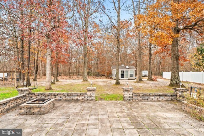 Building Photo - 29 Anita Dr