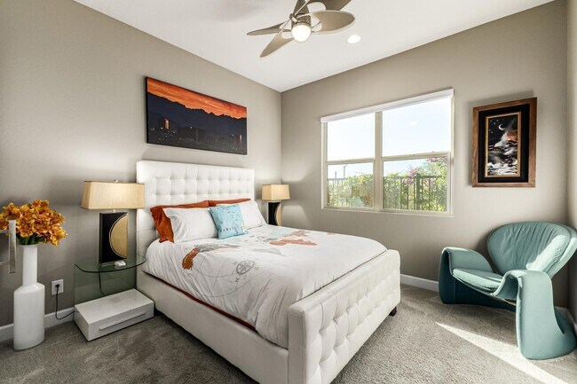 Building Photo - 7611 E Camino Vivaz