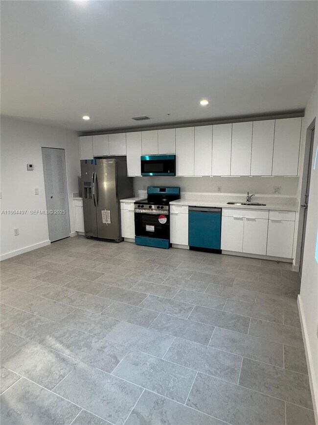 Building Photo - 2782 NW 46th St