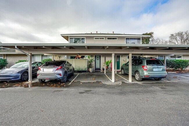 Building Photo - 46 Belvedere Ct