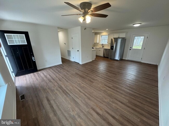 Building Photo - 80 Serenity Ln