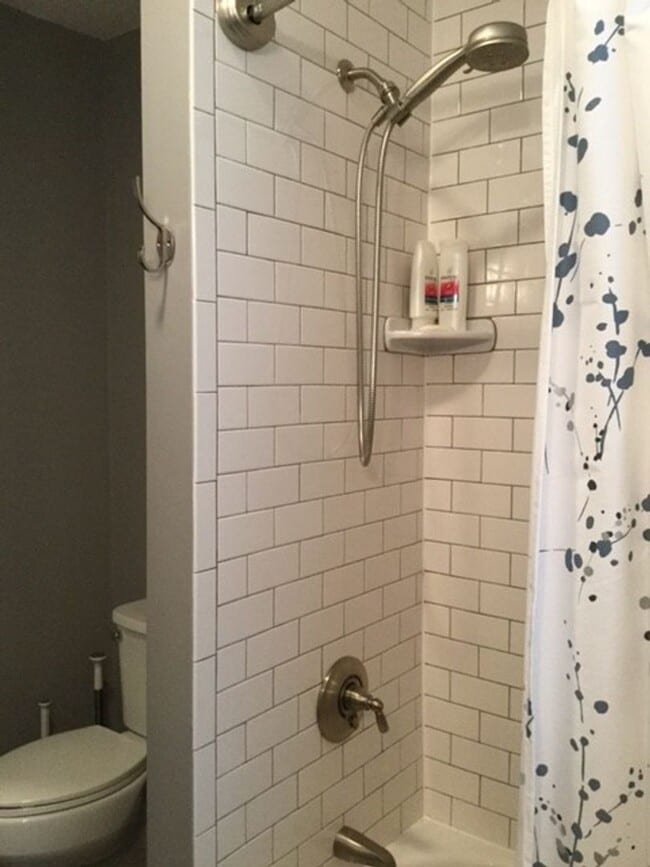 Building Photo - Breathtaking gorgeous 2bd unit in a quiet ...