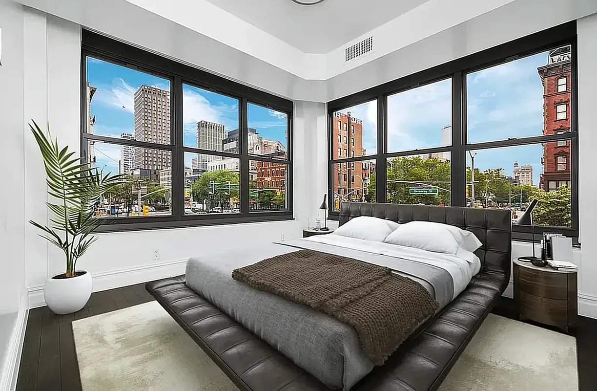 Building Photo - 64 Delancey St