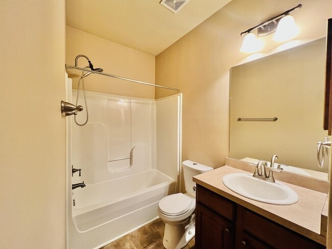 Building Photo - 630 Summer Cove Cir NW