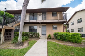 Building Photo - 5254 Treetops Dr