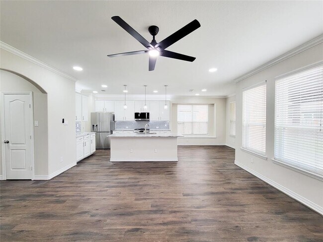 Building Photo - 21422 Beverly Chase Dr