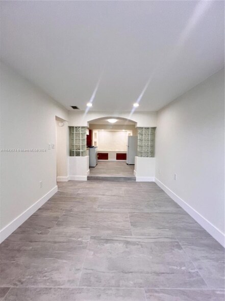 Building Photo - 161 SW 52nd Ct