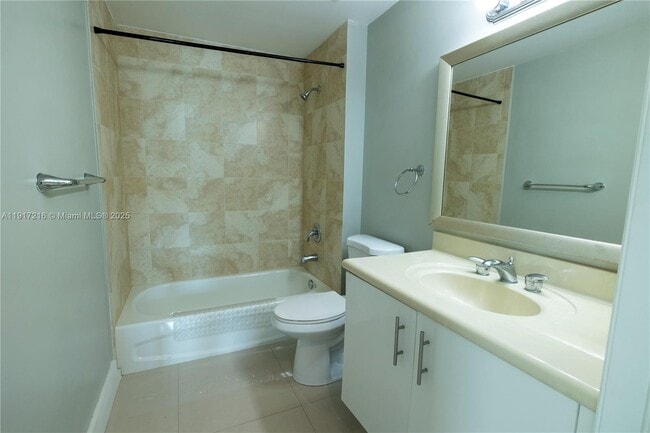 Building Photo - 7900 Harbor Island Dr