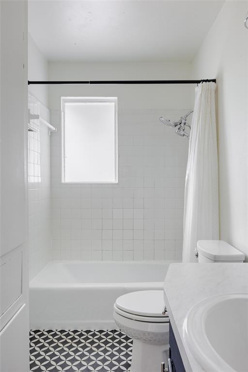 Building Photo - 1403 Randy Cir