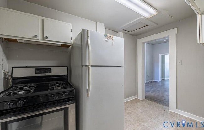 Building Photo - 102 N Lombardy St