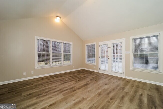 Building Photo - 2920 Sandstone Trail