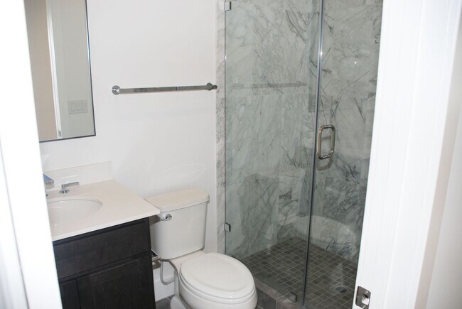 Building Photo - Beautiful Toll Brothers 3BR, 3Bath, 2Car Home in South Reno