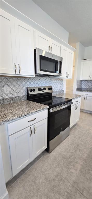 Building Photo - 2803 Poppy Ave