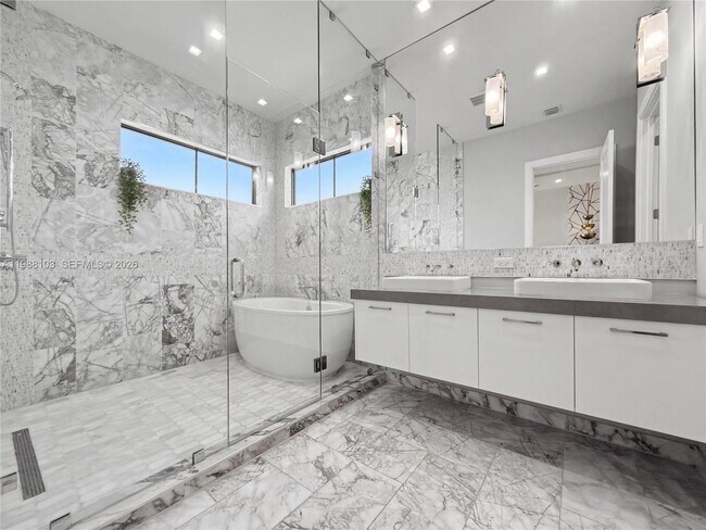 Building Photo - 8222 NW 51st Terrace