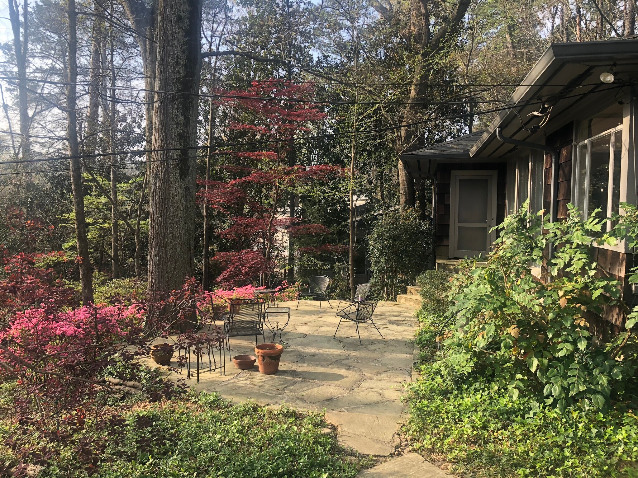 Building Photo - 796 Wesley Dr NW