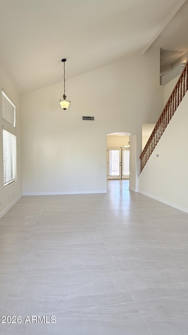 Building Photo - 9035 W Bluefield Ave