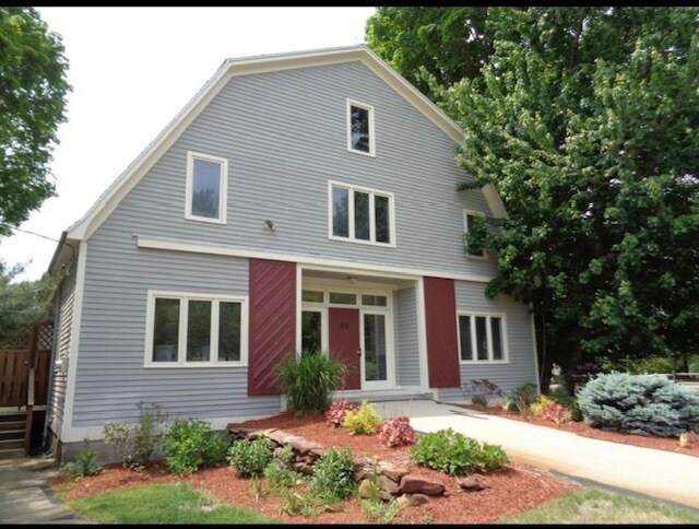Building Photo - 4 Sunflower Ln