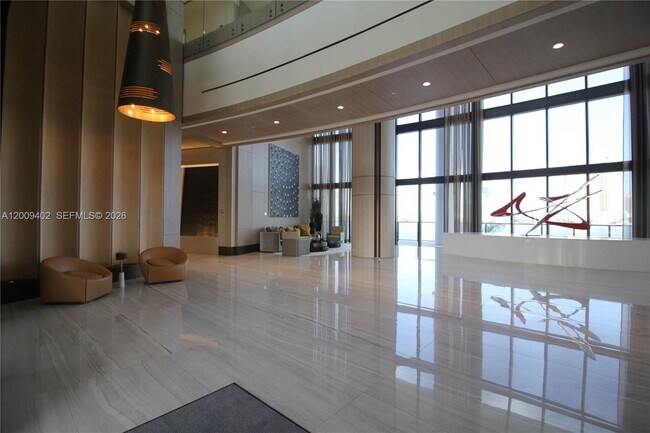 Building Photo - 5000 Island Estates Dr