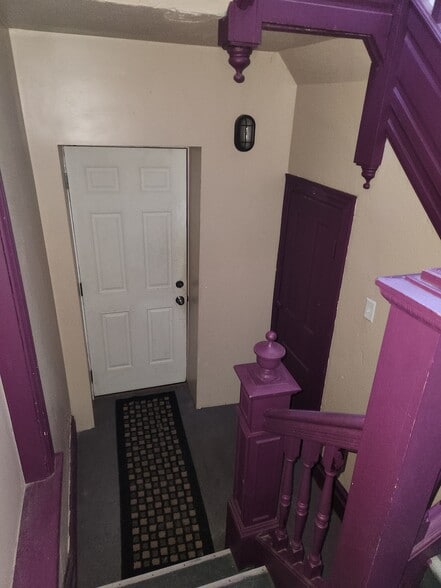 Front entrance and storage closet - 111 Verbeke St