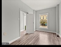 Building Photo - 1 N Clinton St