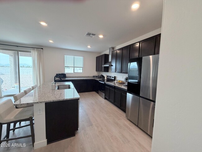 Building Photo - 9324 S 30th Ln