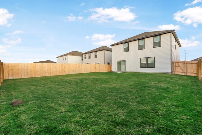 Building Photo - 337 Wedemeyer St