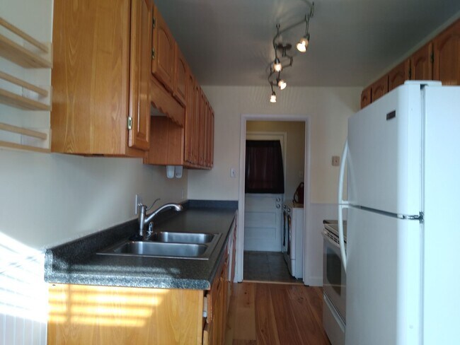 Building Photo - University Hills  Adorable 2 Bed 1 Bath Home with HUGE Fenced Yard, Central Air/Heat, Garage and ...