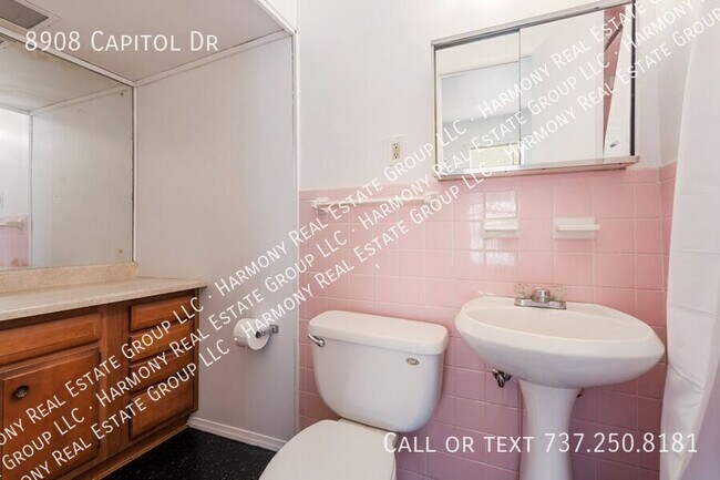 Building Photo - 8908 Capitol Dr