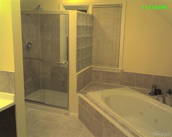 Building Photo - 263 N Regent St