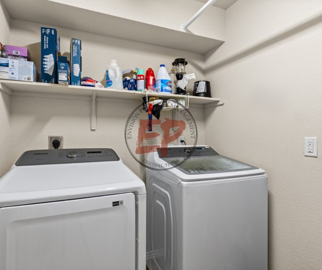 Building Photo - 403 Coby Dr