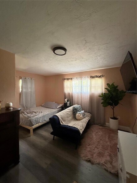 Building Photo - 1510 SE 14th Ave