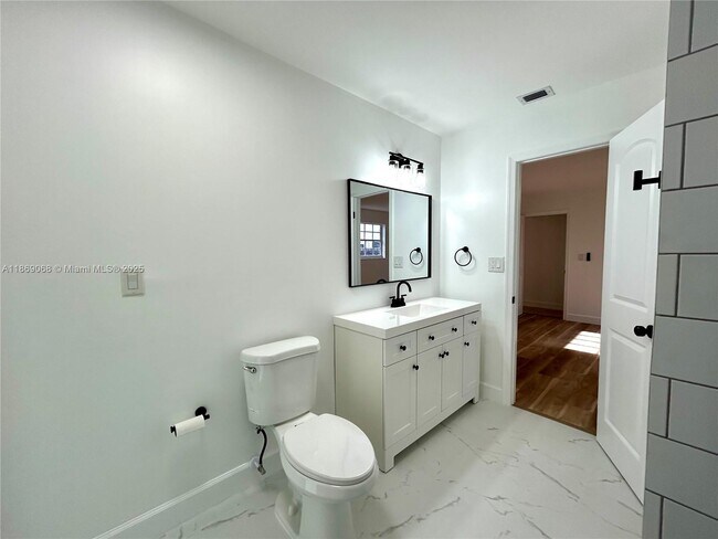 Building Photo - 13971 SW 112th St
