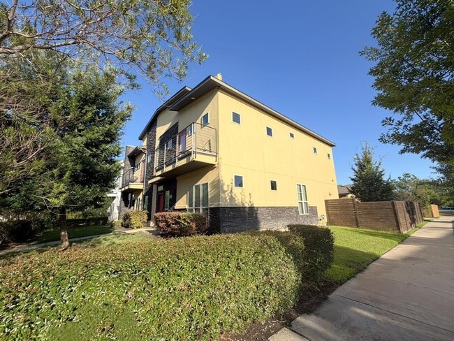 Building Photo - 5901 Charles Merle Dr.