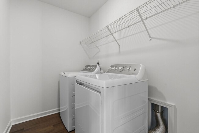 Building Photo - Beautiful 2-Story 4 Bedroom, 3 Bath Home in Angier — Just 30 Minutes from Downtown Raleigh