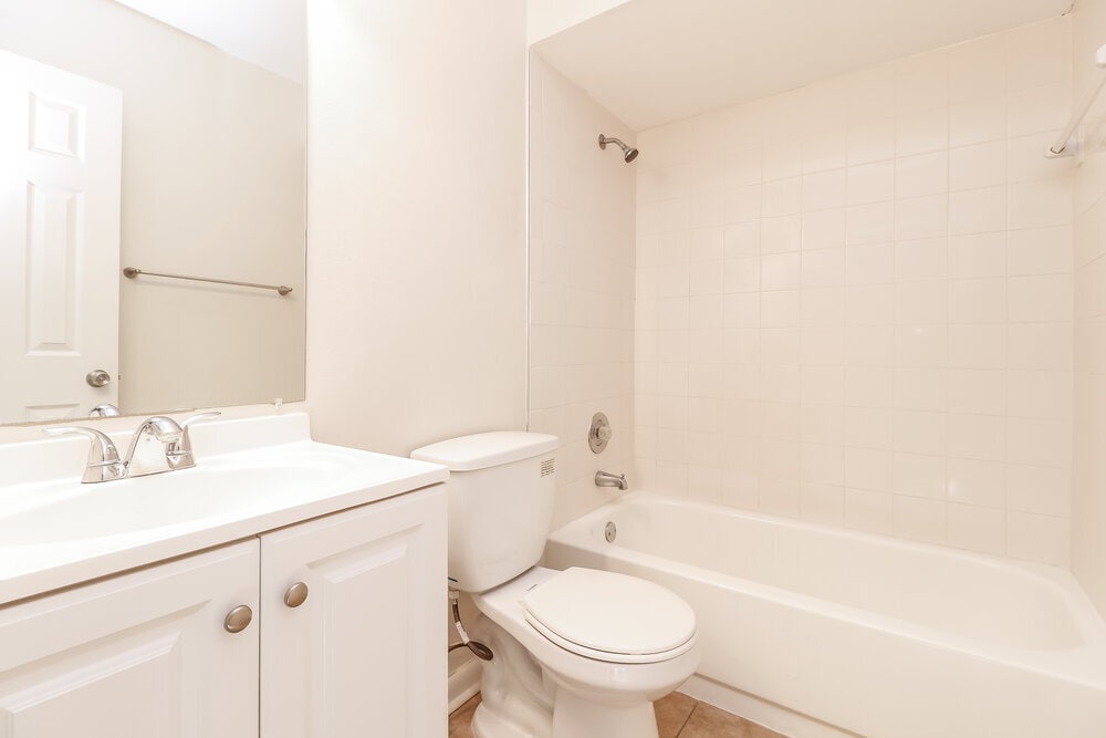 Building Photo - 10375 Chadbourne Dr