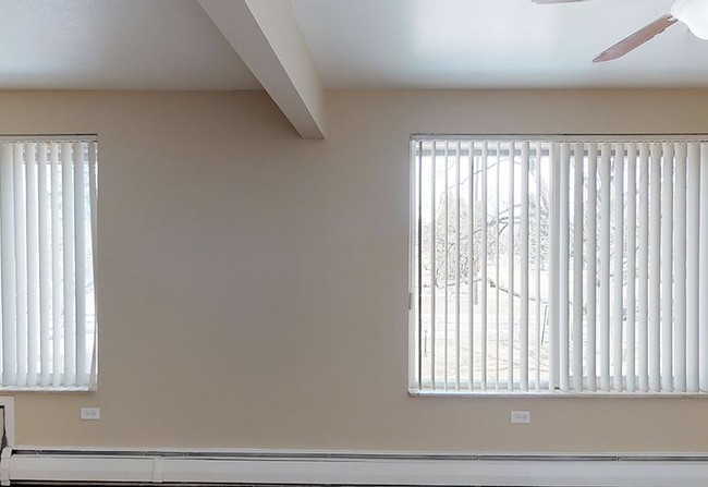 Building Photo - 2 bedroom in Lakewood CO 80214