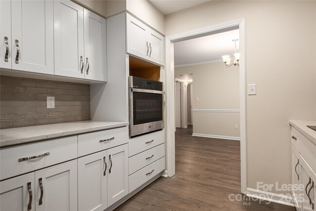Building Photo - 4739 Hedgemore Dr