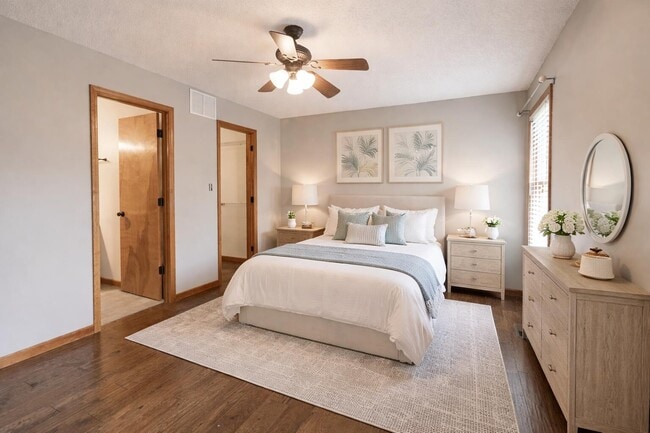 Building Photo - 1302 Look Out Ct